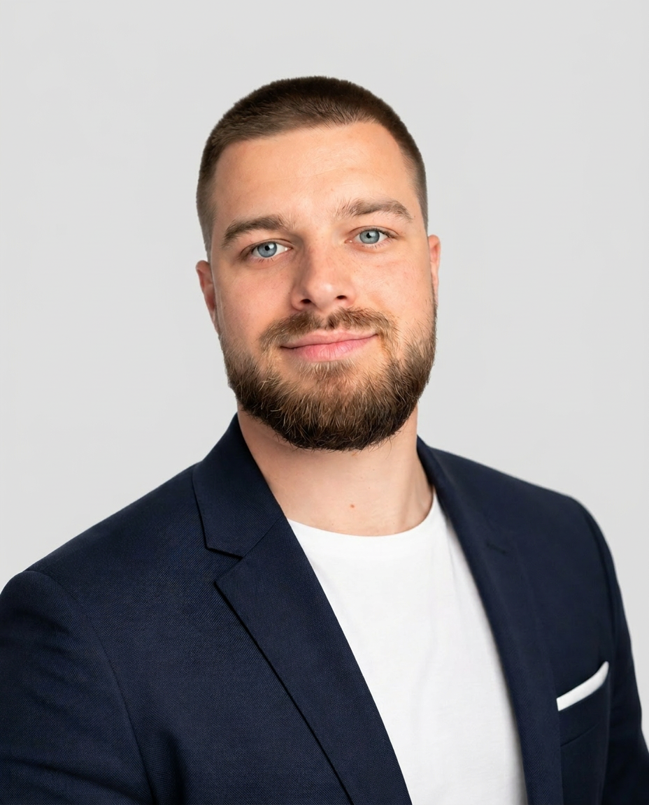Antoni — CEO Leadbot